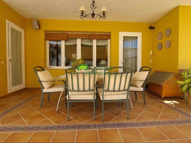 Chalet en venta en La Villa, La Axarquía