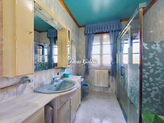 Chalet en venta en Verín