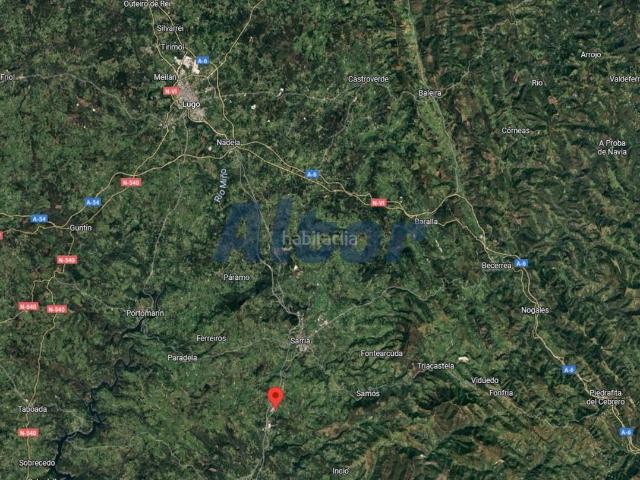 Chalet en venta en Verín