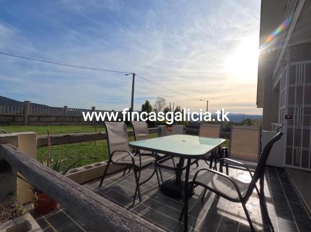 Chalet en venta en Verín
