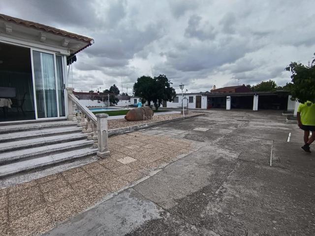 Chalet en venta en Viana De Cega, Castilla y León