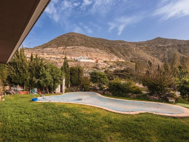 Chalet en venta en Vícar, Andalucía