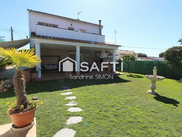 Chalet en venta en Aiguaviva Parc, la Selva
