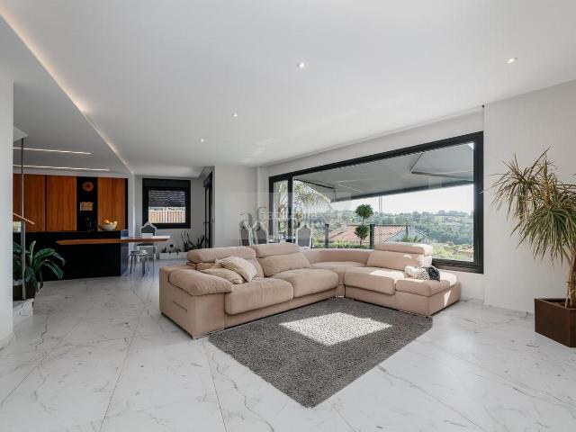 Villa en venta en Vigo, A Divina Pastora