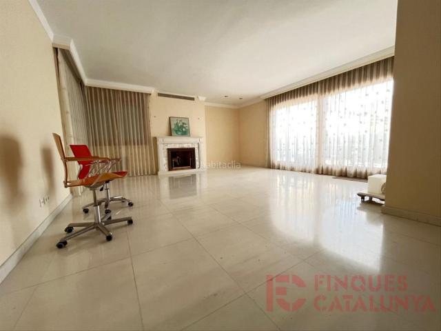 Villa en venta en Vilablareix, El Perelló