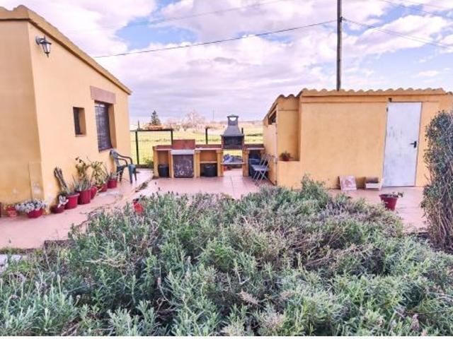 Casa en venta en Viladamat, Girona