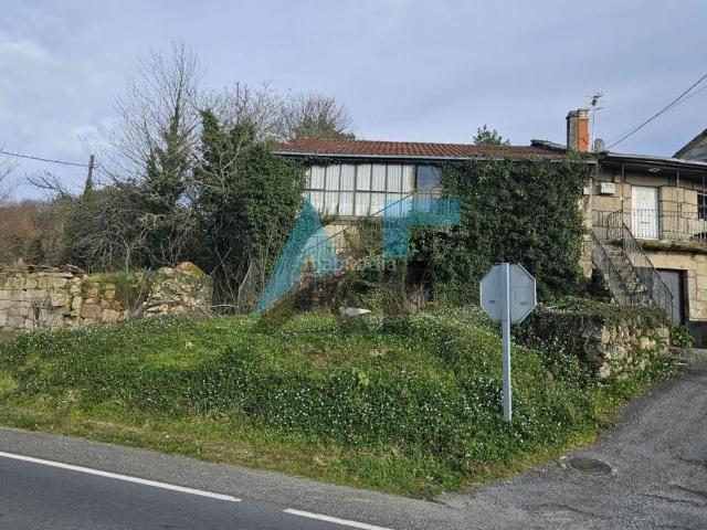 Chalet en venta en Vilamarín, Ourense
