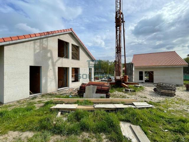 Chalet en venta en Vilamarín, Ourense