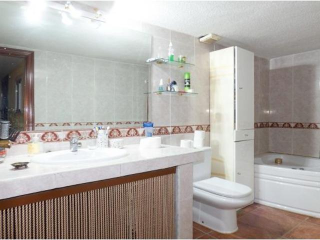 Casa en venta en Villa Del Prado, Madrid