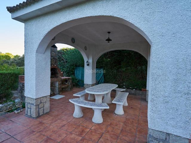 Chalet en venta en Villa Del Prado, Madrid