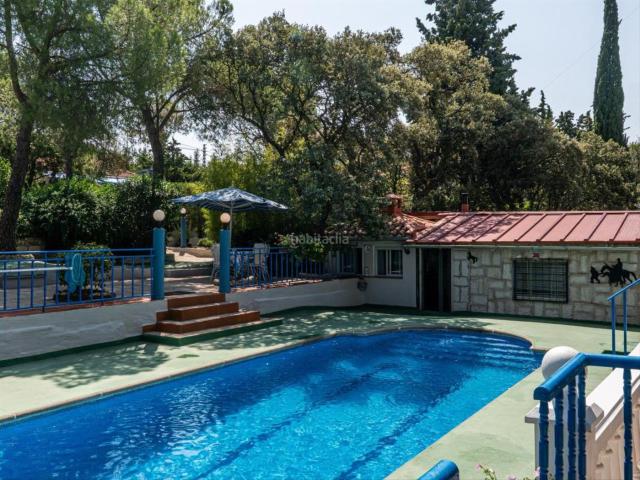 Chalet en venta en Villa Del Prado, Madrid