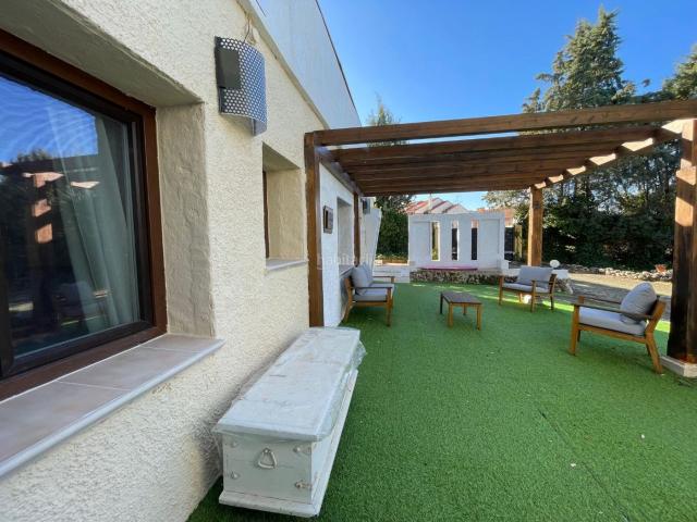 Chalet en venta en Villalbilla, Madrid