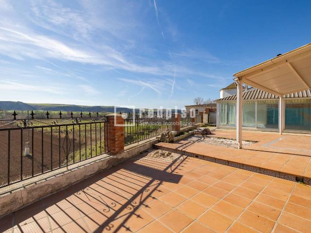 Chalet en venta en Villamanrique De Tajo, Madrid