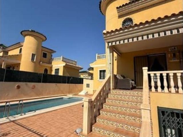 Chalet en venta en Villa Martín, el Baix Segura / La Vega Baja