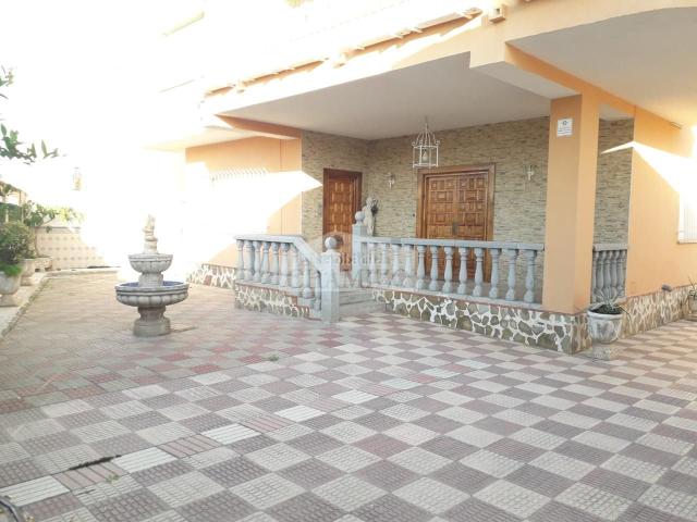 Chalet en venta en Villar De Rena, Extremadura