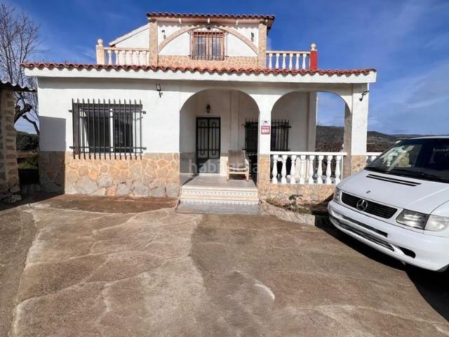 Chalet en venta en La Serranía, Valencia