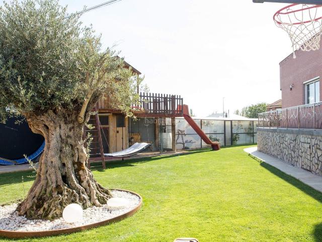 Chalet en venta en Villaturiel, Castilla y León