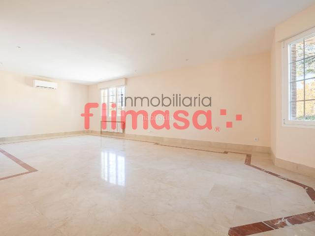 Chalet en venta en Villaviciosa De Odón, Madrid