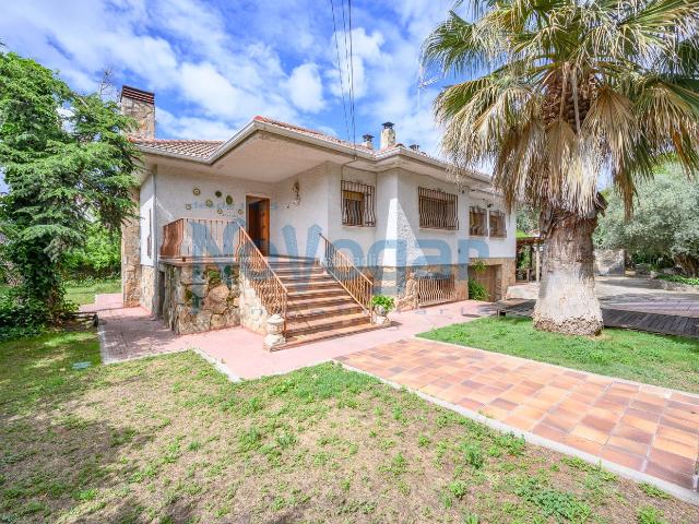 Chalet en venta en Villaviciosa De Odón, Madrid