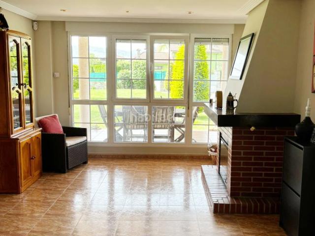 Chalet en venta en Villaviciosa, Asturias