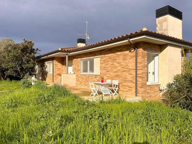 Chalet en venta en Can Terrer, Vilobí D'onyar