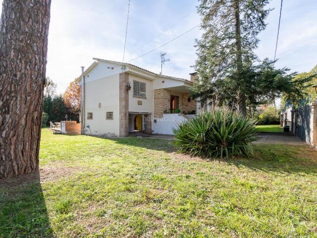 Chalet en venta en Vilobí D'onyar, Girona