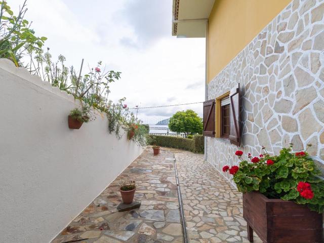 Chalet en venta en Viveiro, Lugo