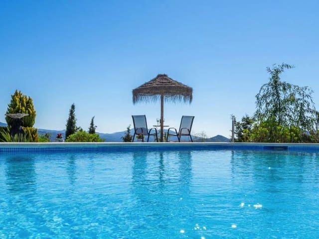 Villa en venta en Viñuela, La Aldea