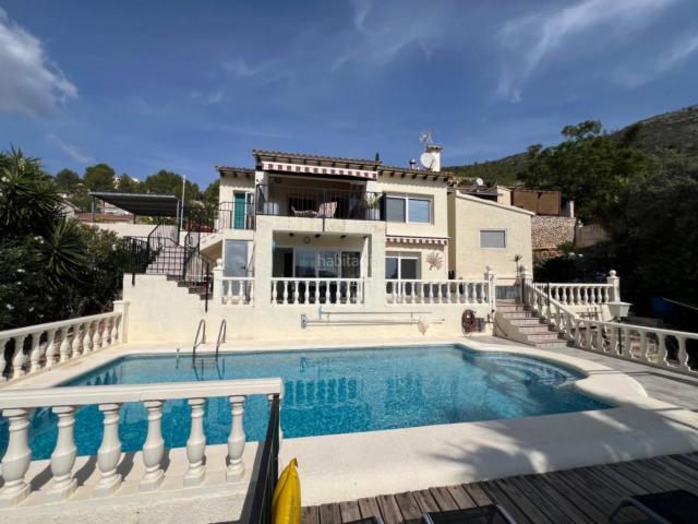Villa en venta en Xaló, Urbanización Solana Park