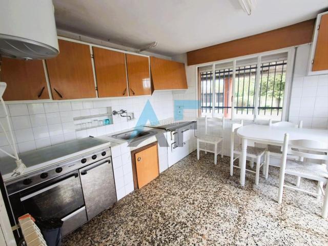 Villa en venta en Xunqueira De Espadanedo