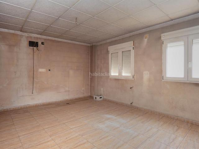 Villa en venta en Yecla