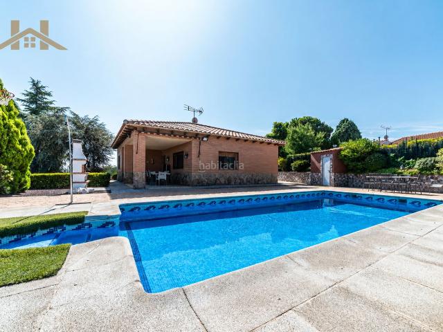 Chalet en venta en Camino de Yuncos, Yeles