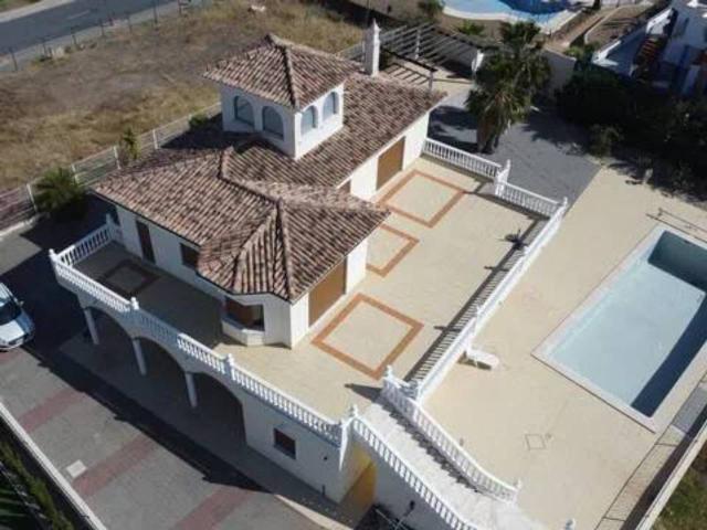 Chalet en venta en Costa Esuri, Costa Occidental
