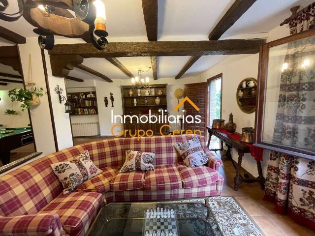 Chalet en venta en Zorraquín, La Rioja