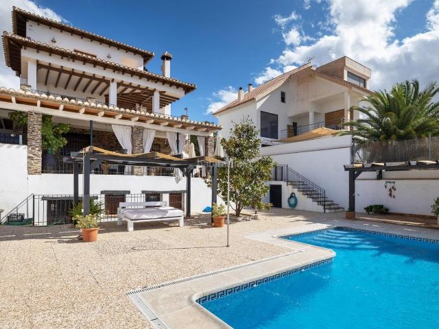 Villa en venta en La Zubia, Barrio Ermitaño