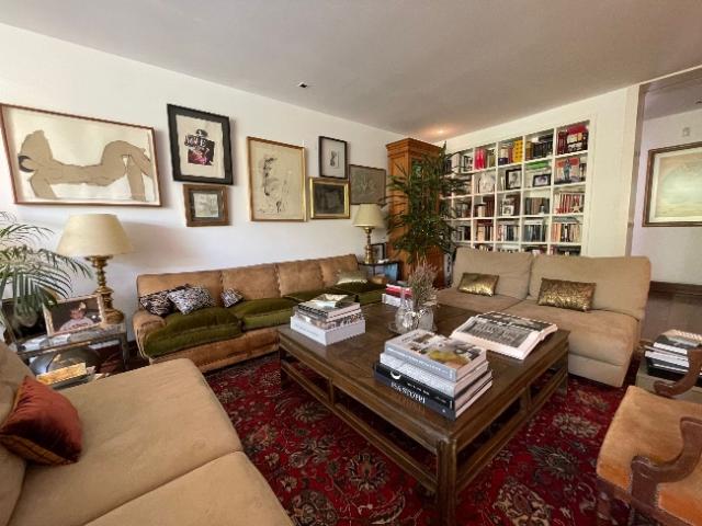 Casa en venta en Madrid, Valdefuentes