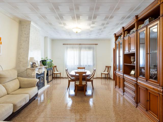 Casa en venta en La Canal de Navarrés, Valencia