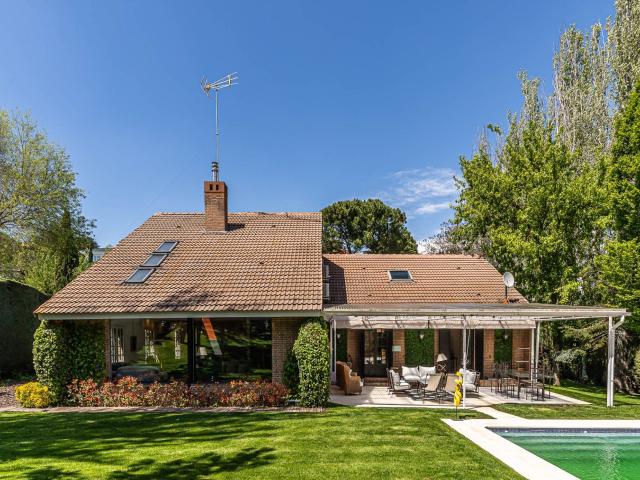 Casa en venta en San Sebastián De Los Reyes, Race