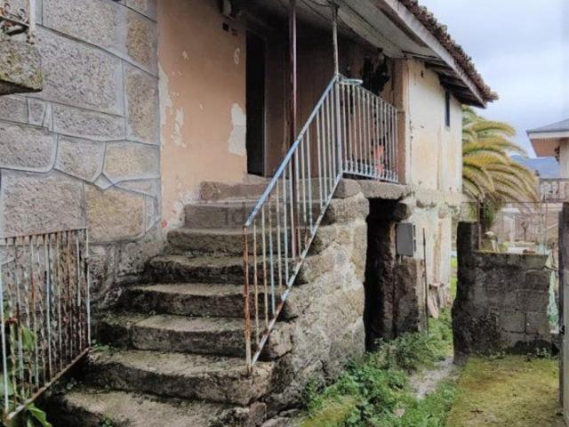 Casa en venta en Esgos, As Vendas