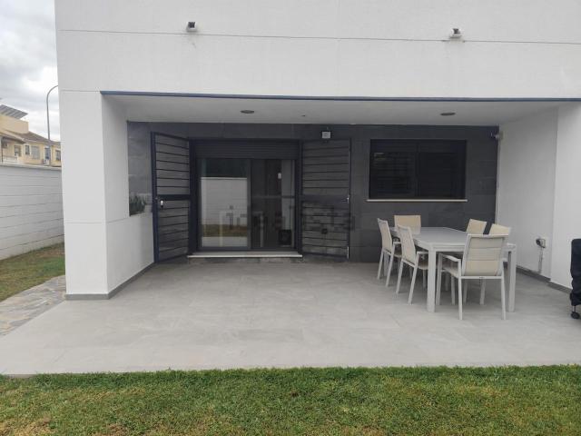 Casa en alquiler en Espartinas, Residencial las Palmeras