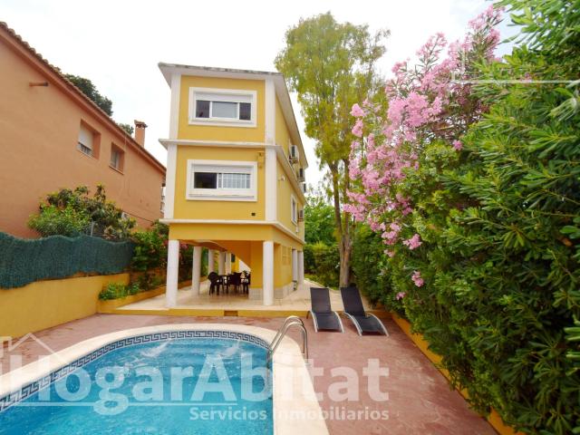 Casa en venta en Barrio del Pilar, Moncada