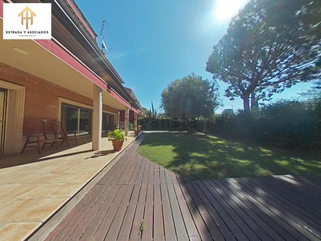 Casa en alquiler en Finestrelles, Esplugues De Llobregat