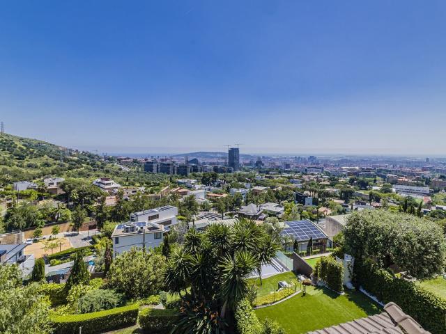 Casa en venta en Sant Pere Màrtir, Esplugues De Llobregat