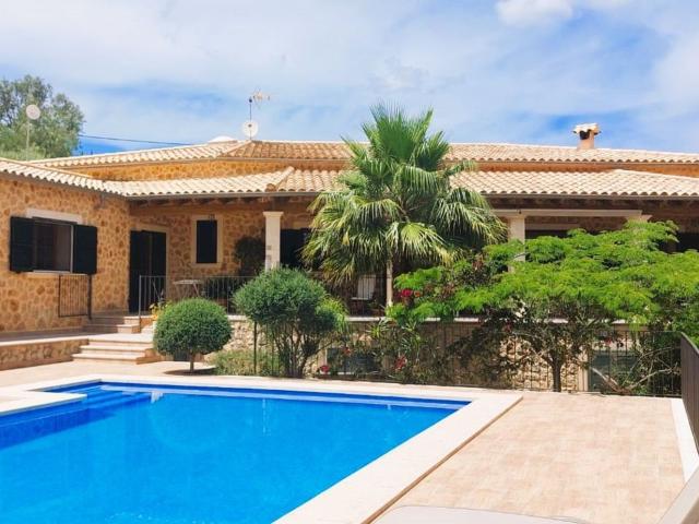 Casa en venta en Esporles