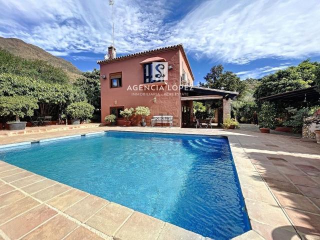 Casa en venta en Estebuna, Costa del Sol Occidental
