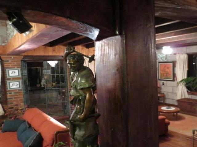 CHALET ESTILO FRANCESA