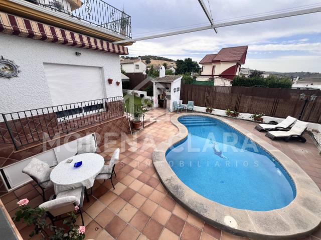 Chalet en venta en La Estación, Cabra