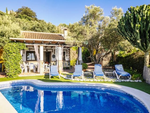 Casa en alquiler en Torrox Park, Torrox