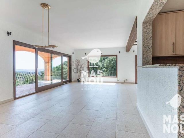 Casa en venta en Castell-platja D'aro, Girona