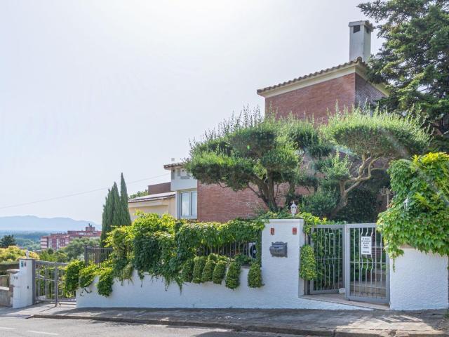 Casa en venta en Alt Empordà, Catalunya